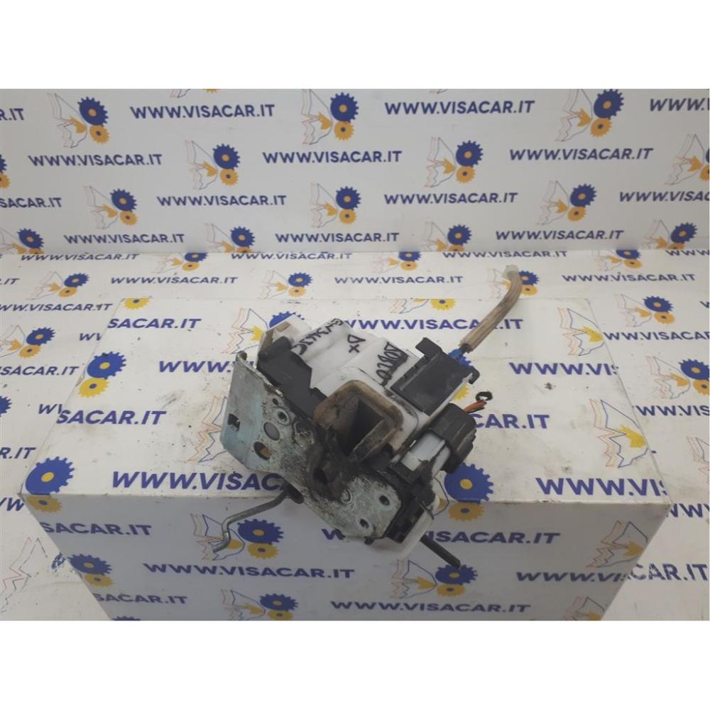 Serratura Porta Anteriore Destro Usato Dal 2009 Fiat Doblò «Iii» Cargo (2010)
