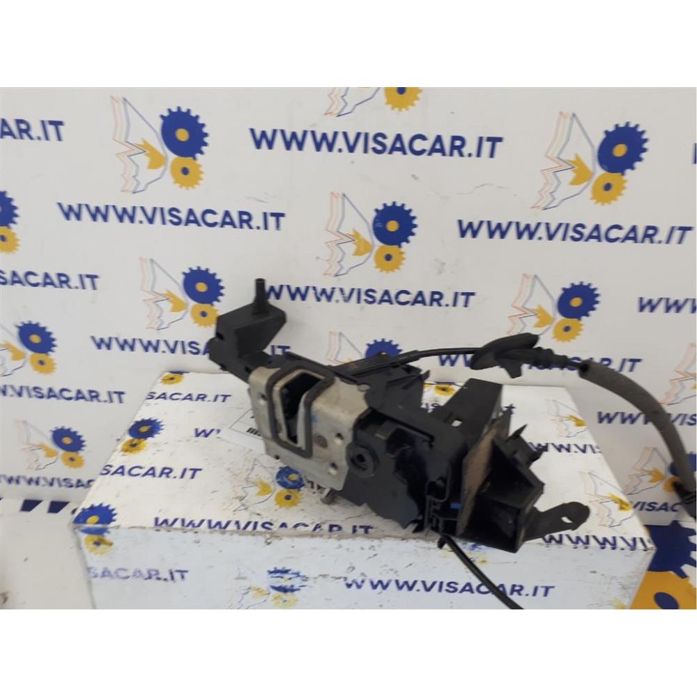 Serratura Porta Anteriore Destro Usato Dal 2017 Ford Fiesta «Vii» (2017)