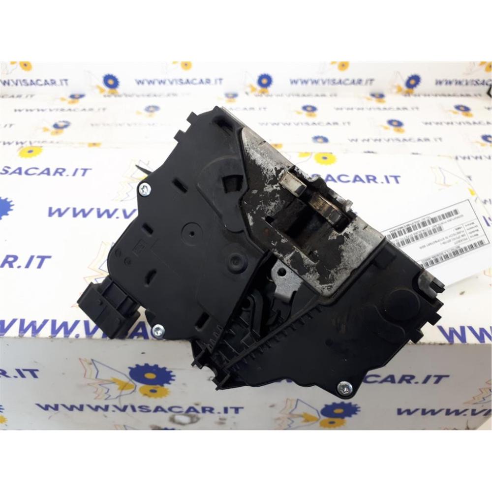 Serratura Porta Anteriore Destro Usato Dal 2019 Peugeot 208 «Ii» (2019)