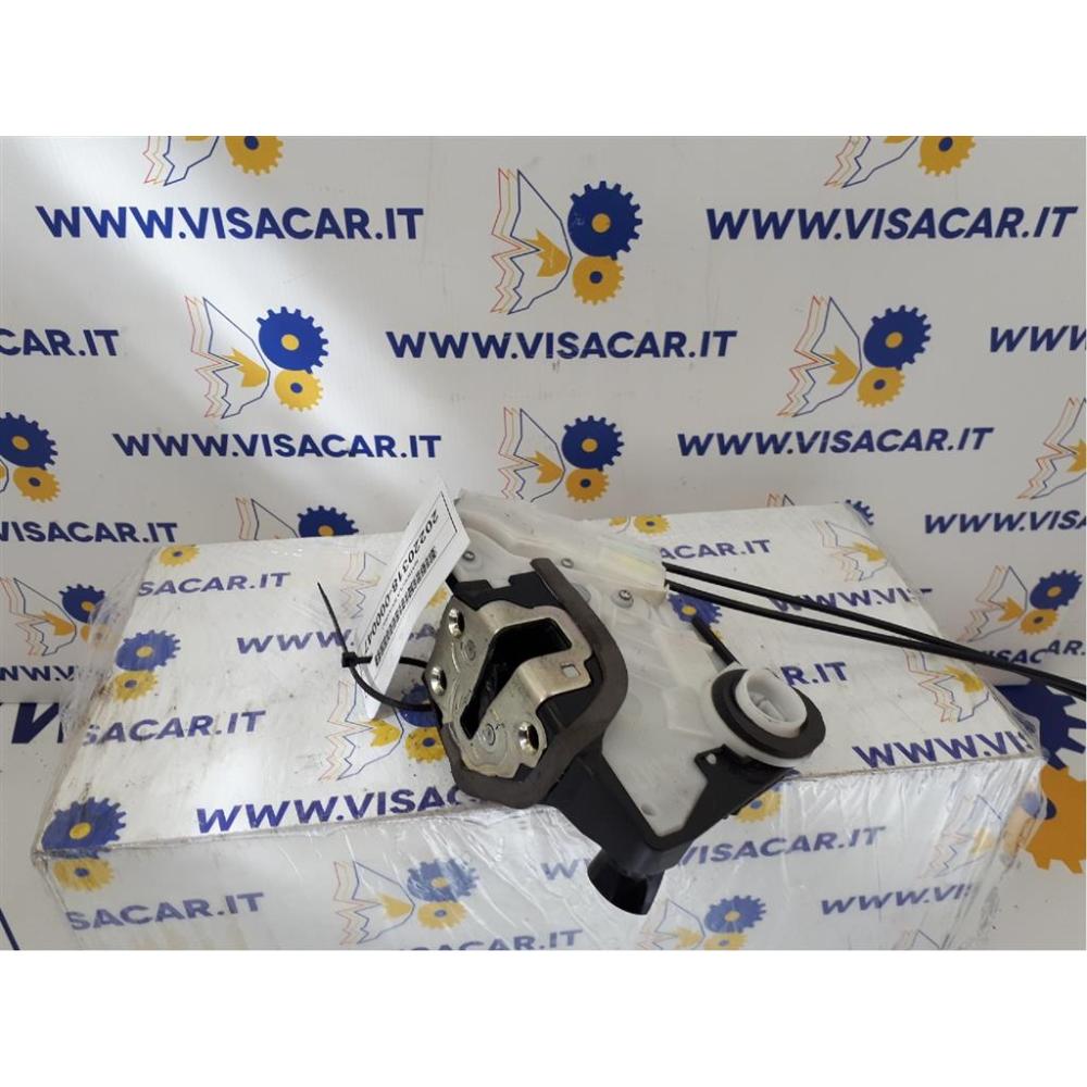 Serratura Porta Anteriore Destro Usato Dal 2017 Toyota Yaris «Iv» (2017)