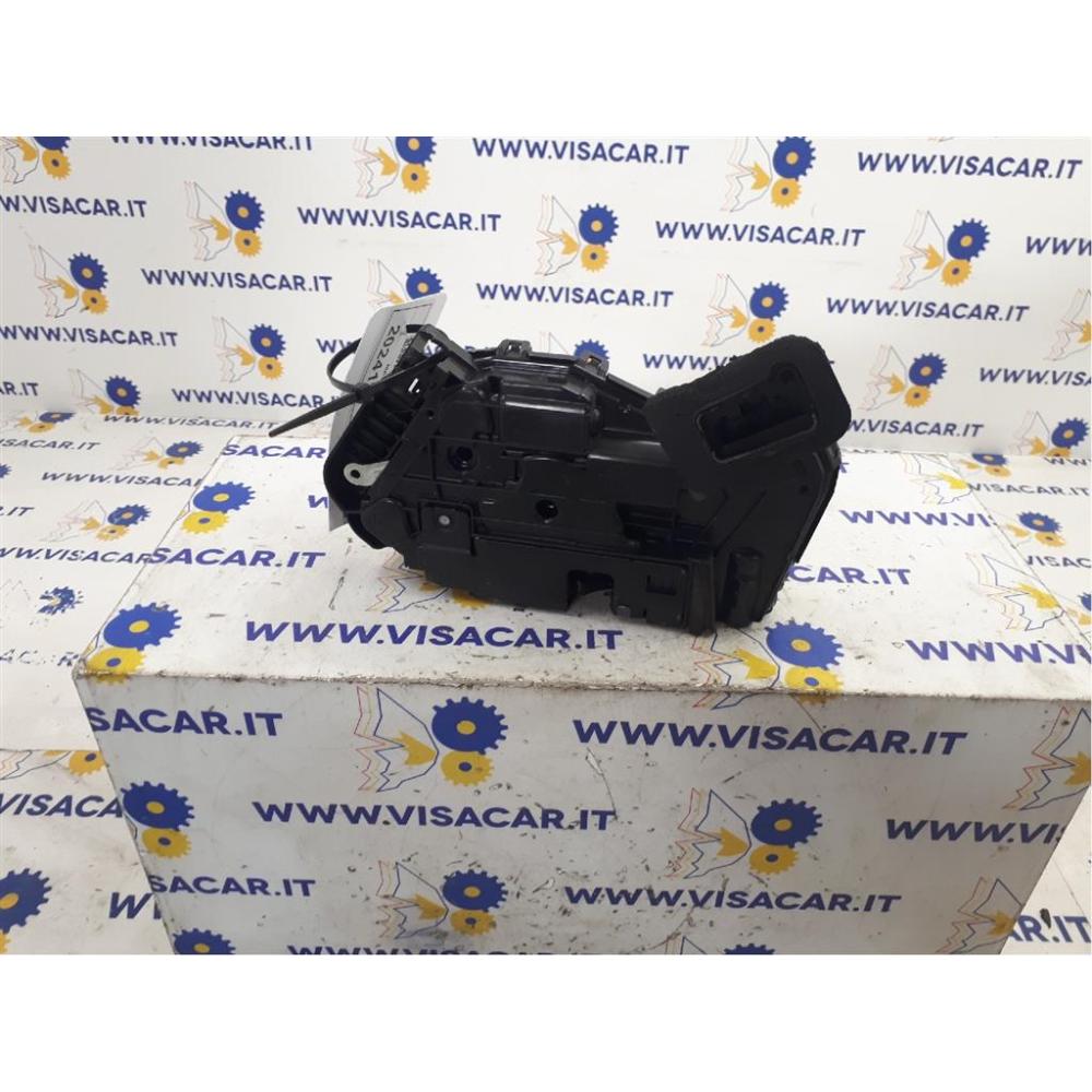 Serratura Porta Anteriore Destro Usato Dal 2019 Volkswagen Passat «Vii» Variant (2019)