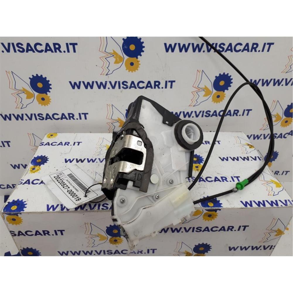 Serratura Porta Anteriore Sinistro Usato Dal 2017 Toyota Yaris «Iv» (2017)