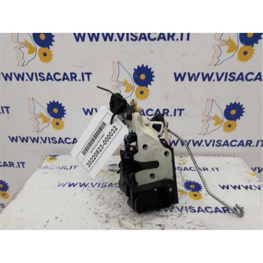 Serratura Porta Posteriore Sinistro Usato Dal 2015 Opel Karl (2015)