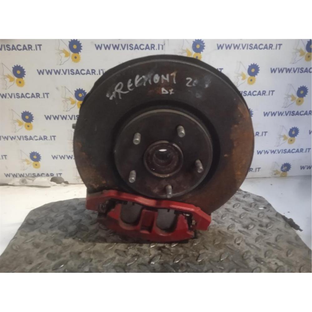 Sfera Regolazione Sospensioni Anteriore Destro Usato Dal 2011 Fiat Freemont (2011)