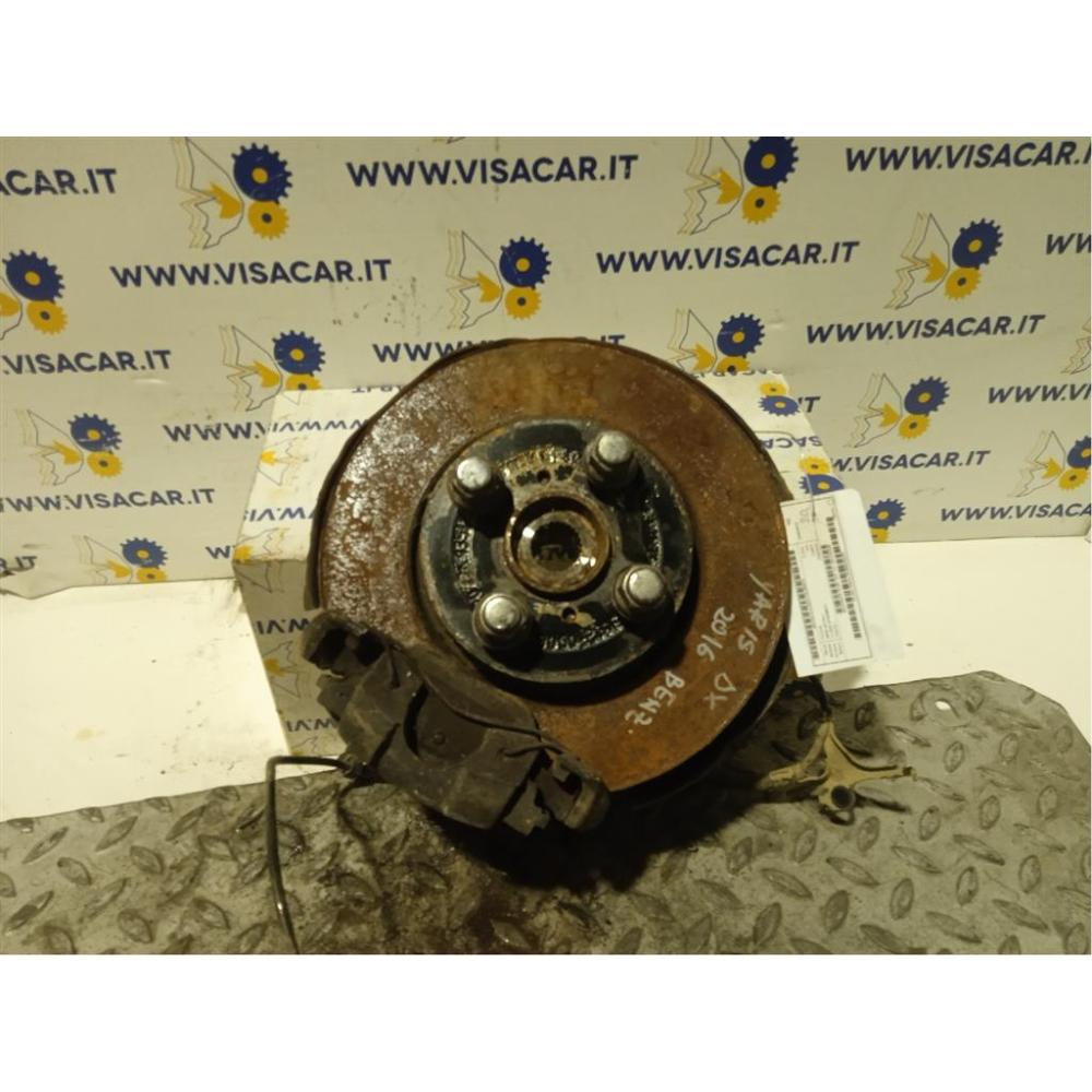 Sfera Regolazione Sospensioni Anteriore Destro Usato Dal 2014 Toyota Yaris «Iv» (2014)