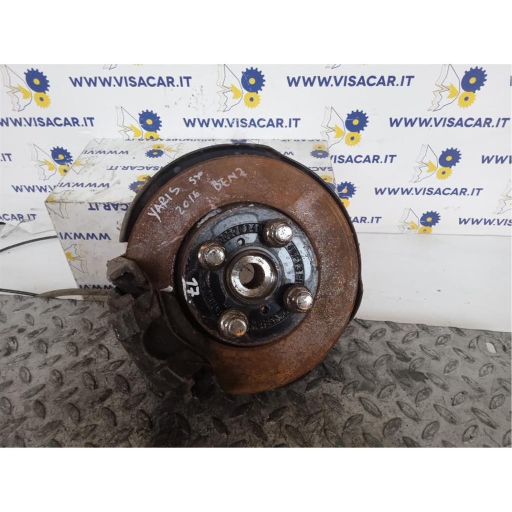 Sfera Regolazione Sospensioni Anteriore Sinistro Usato Dal 2014 Toyota Yaris «Iv» (2014)