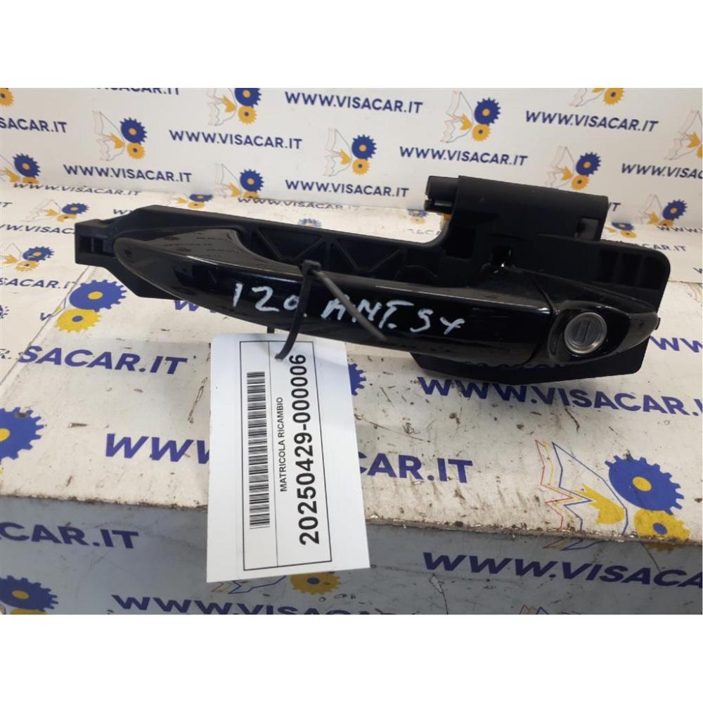 Supporto Maniglia Esterna Anteriore Sinistro Usato Dal 2014 Hyundai I20 «Ii» (2014)