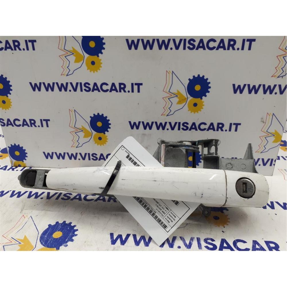 Supporto Maniglia Esterna Anteriore Sinistro Usato Dal 2013 Peugeot 108 (2014)