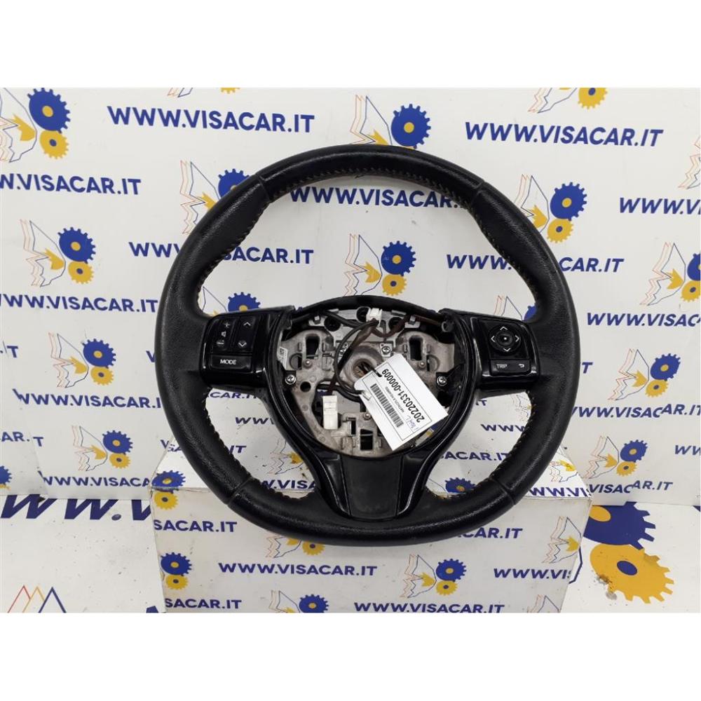 Volante Usato Dal 2017 Toyota Yaris «Iv» (2017)