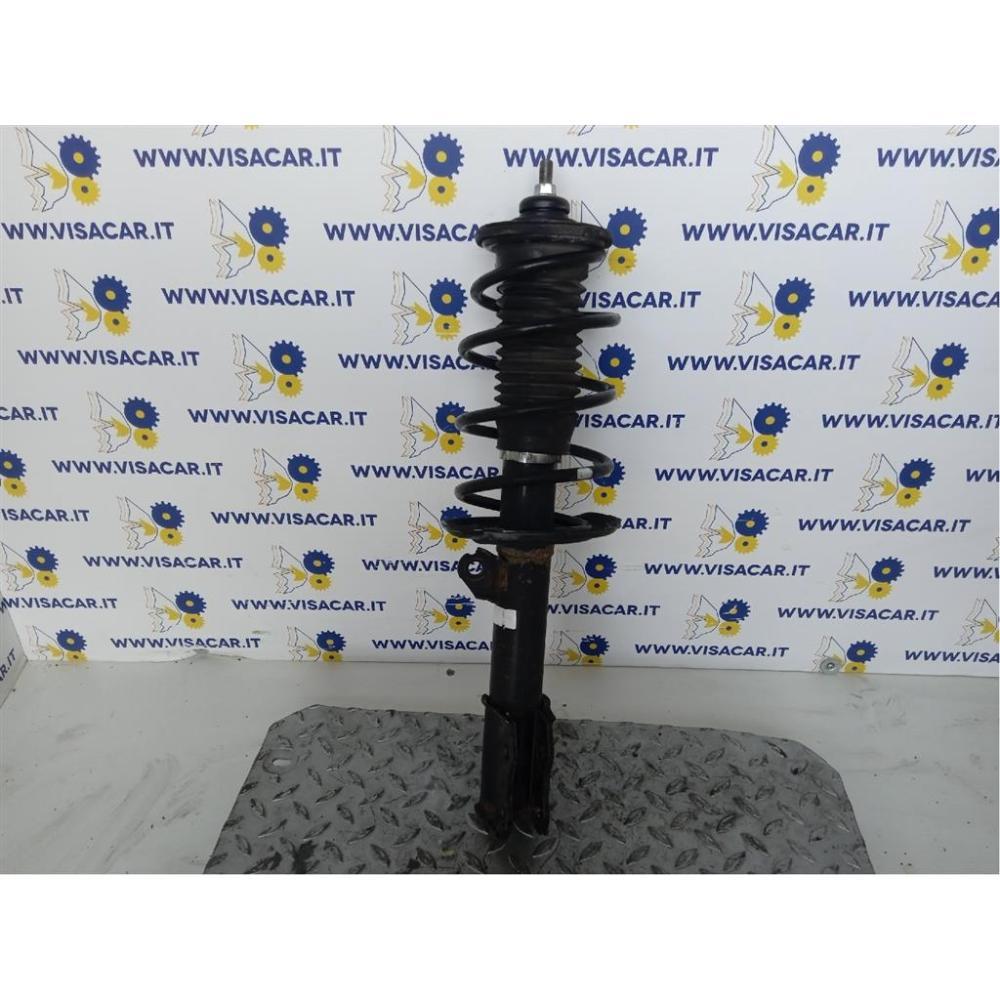 Ammortizzatore Anteriore Sinistro Usato Dal 2011 Toyota Yaris «Iv» (2012)