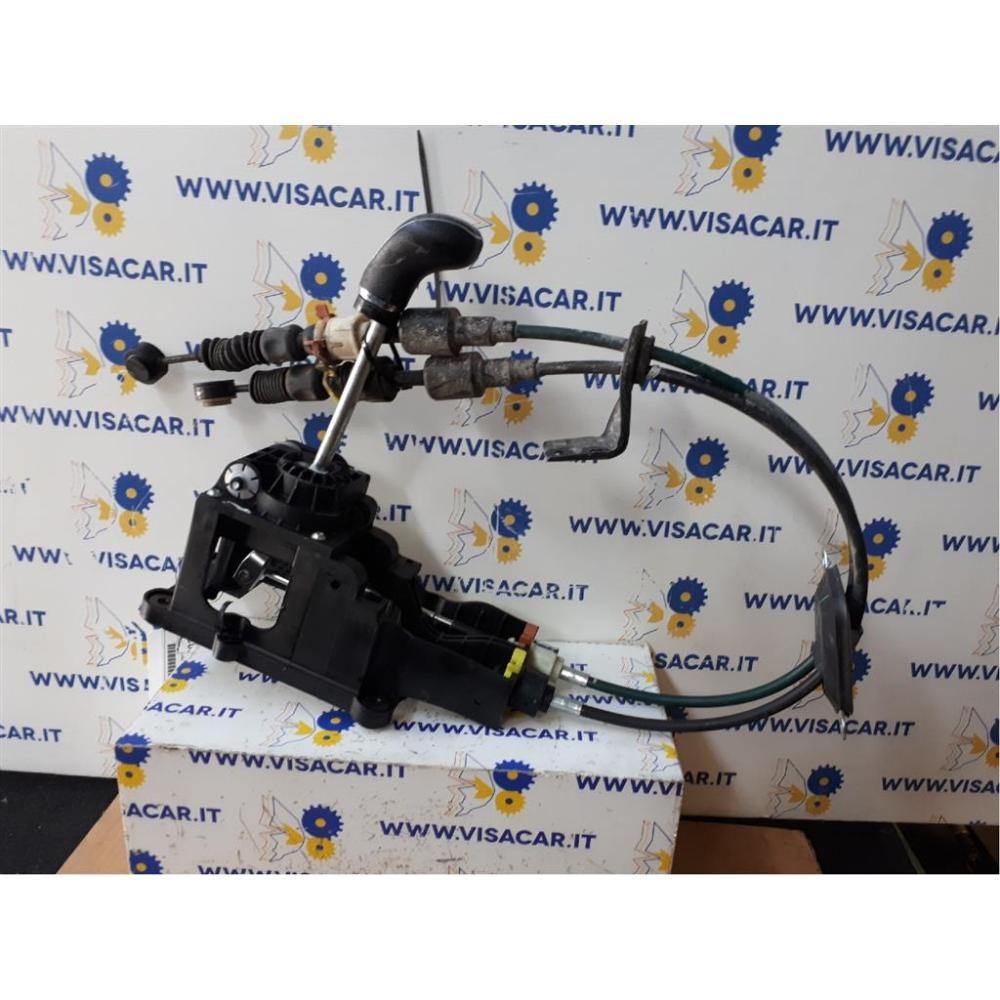 Asta Leva Cambio Usato Dal 2015 Opel Karl (2015)
