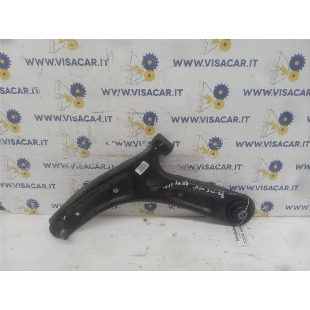 Braccio Oscillante Anteriore Destro Usato Dal 2016 Al 2021 Hyundai I10 «Ii» (2014)