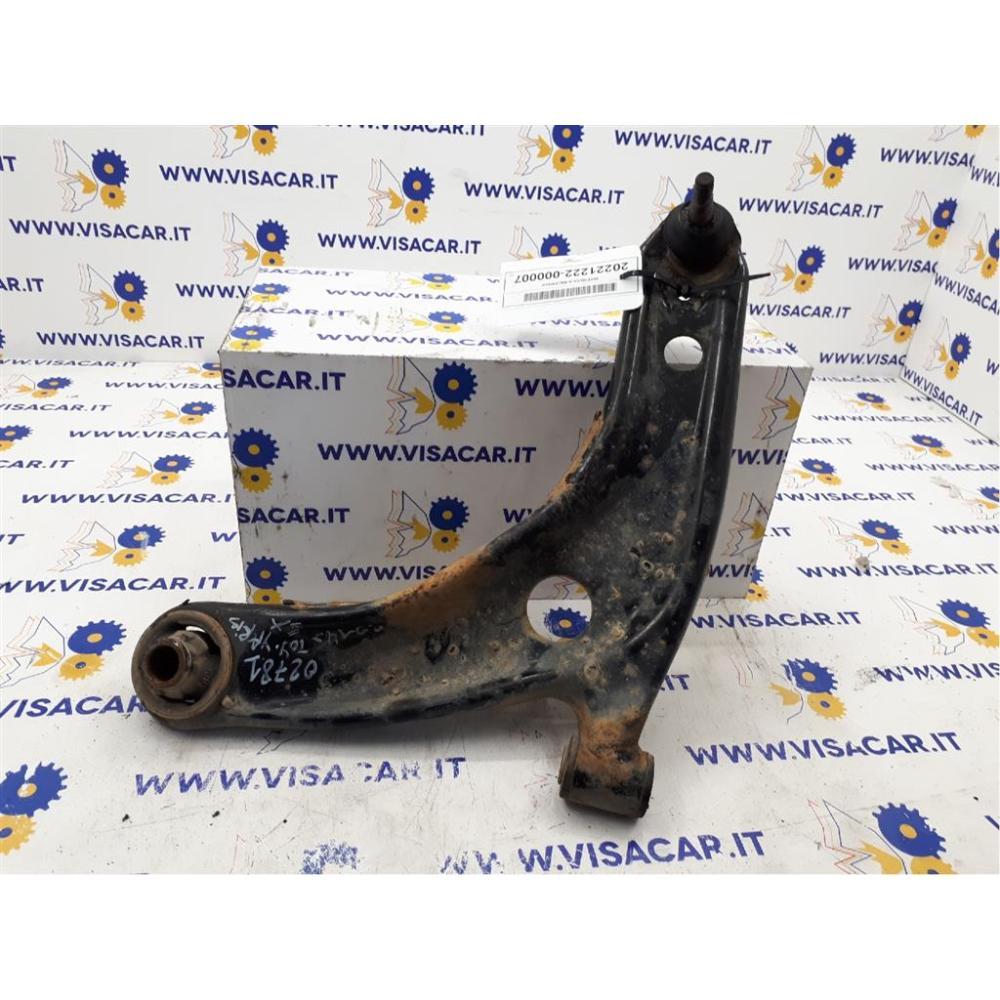 Braccio Oscillante Anteriore Sinistro Usato Dal 2014 Toyota Yaris «Iv» (2014)