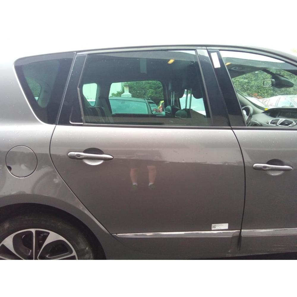 Porta Posteriore Destro Usato Dal 2012 Al 2016 Renault Scénic «Iii» X-Mod (2012)