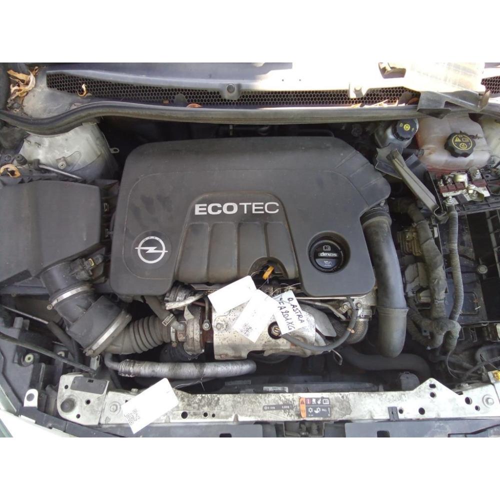 Motore Semicompleto Usato Dal 2014 Opel Astra «J» Sw (2012)