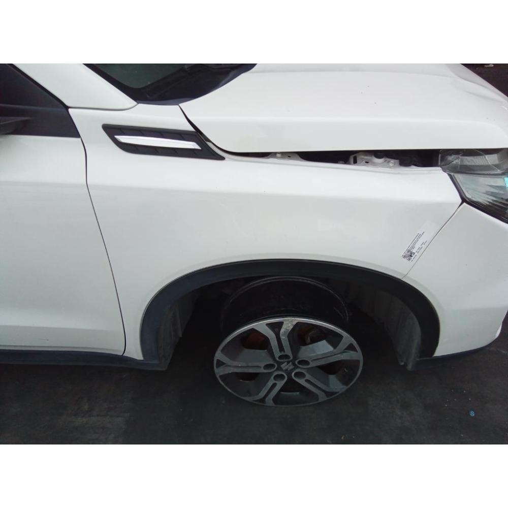 Parafango Anteriore Destro Usato Dal 2015 Al 2018 Suzuki Vitara «Ii» (2015)