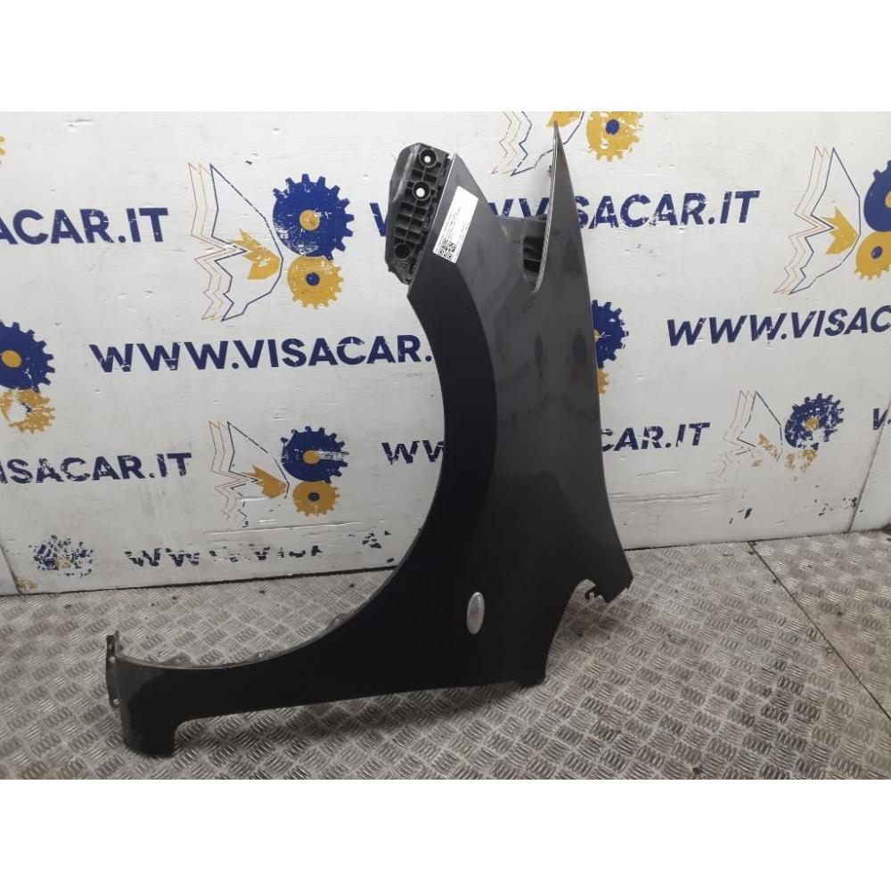 Parafango Anteriore Sinistro Usato Dal 2008 Al 2010 Toyota Auris «I» (2007)