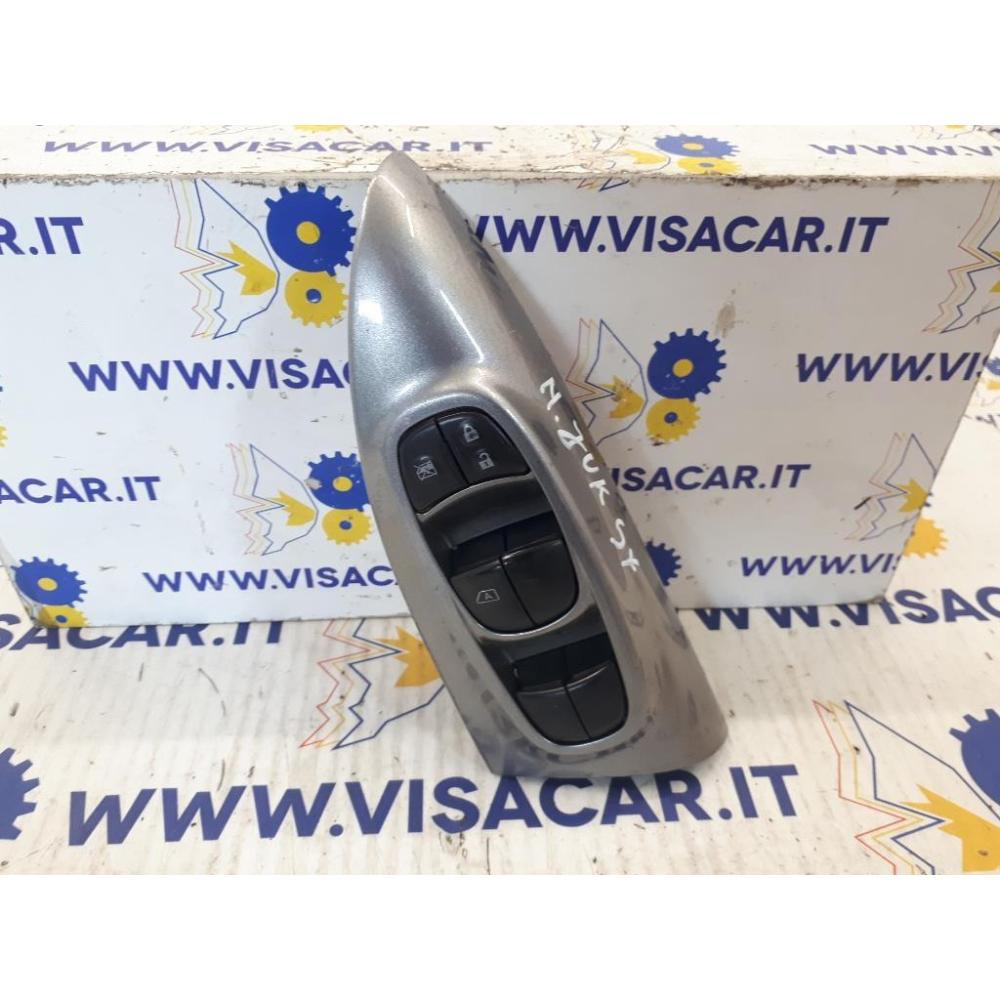 Pulsantiera Anteriore Sx Usato Dal 2010 Al 2014 Nissan Juke «I» (2010)