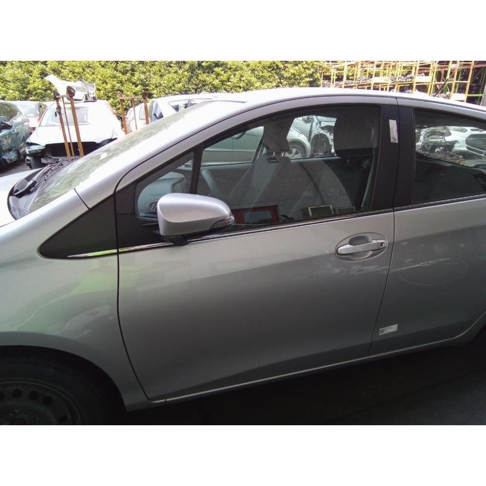 Porta Anteriore Sinistro Usato Dal 2014 Al 2017 Toyota Yaris «Iv» (2014)