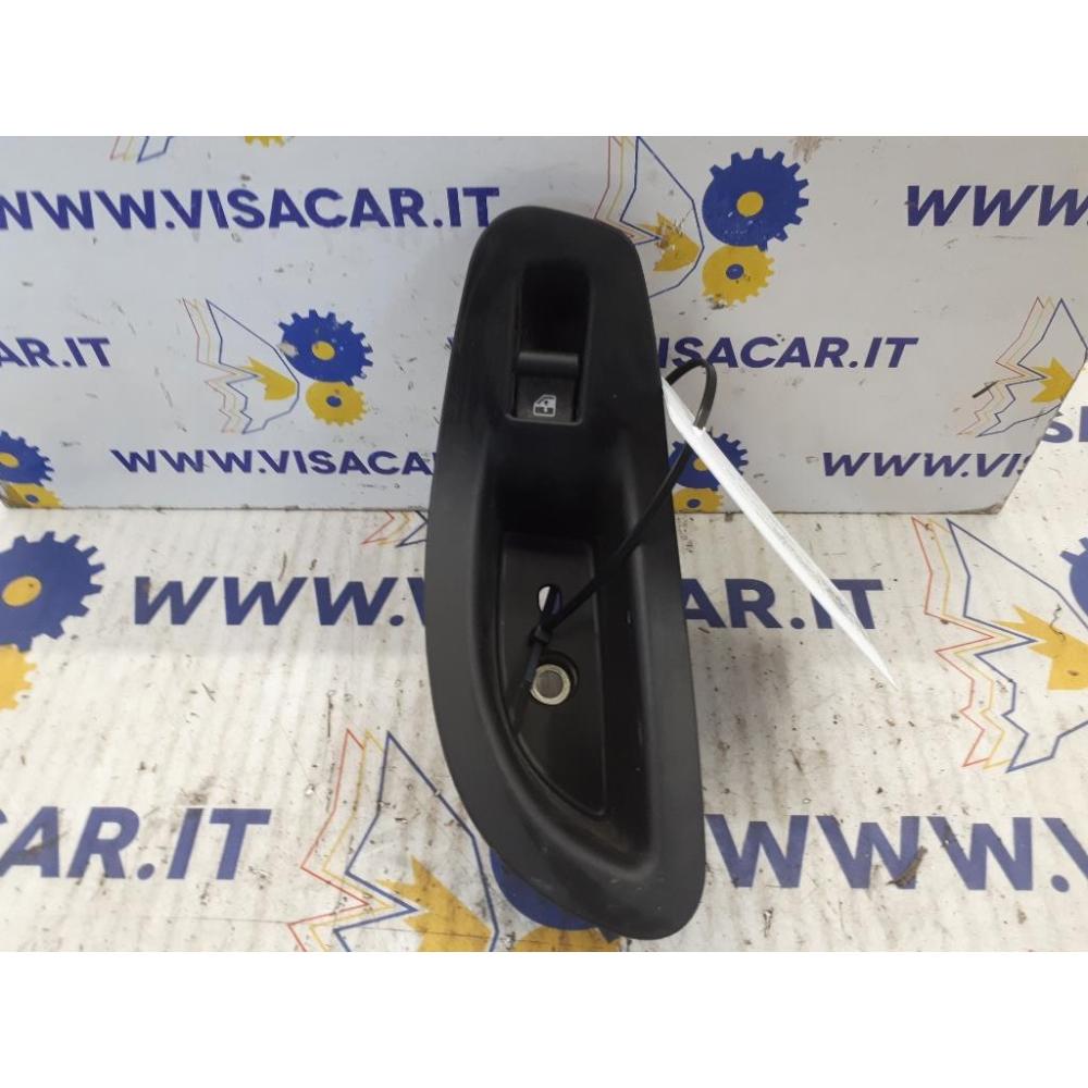 Interruttore Alzacristalli Posteriore Destro Usato Dal 2015 Al 2018 Fiat 500X (2015)