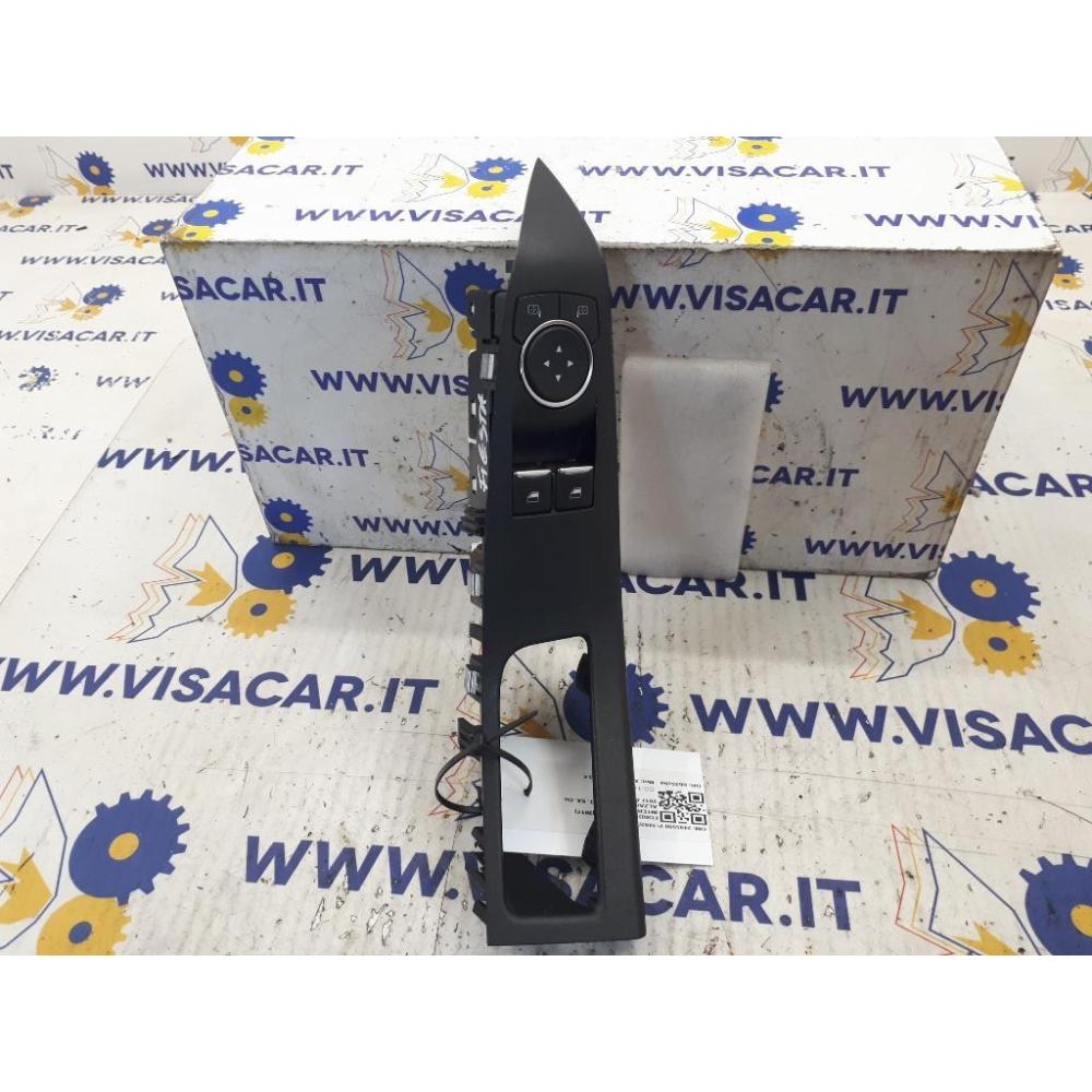 Pulsantiera Anteriore Sx Usato Dal 2017 Al 2021 Ford Fiesta «Vii» (2017)