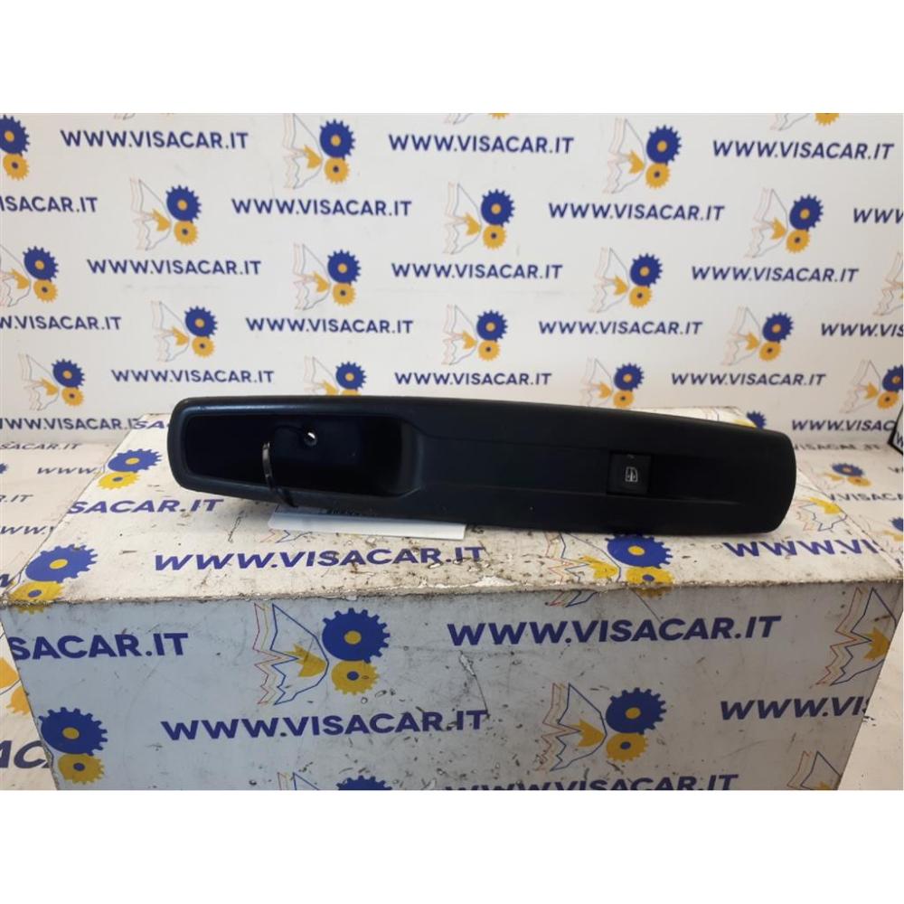 Pulsantiera Anteriore Dx Usato Dal 2009 Al 2013 Renault Scénic «Iii» X-Mod (2009)