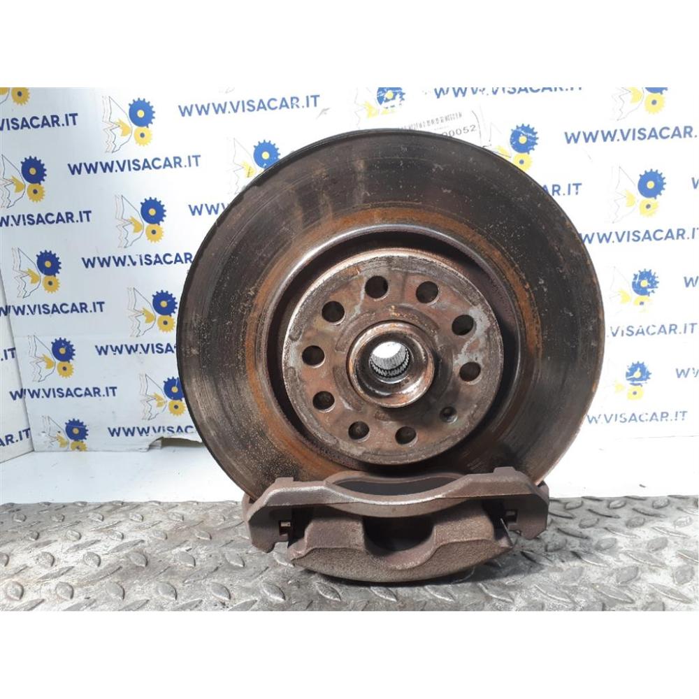 Mozzo Ruota Anteriore Sinistro Usato Dal 2010 Al 2015 Volkswagen Sharan «Iv» (2010)