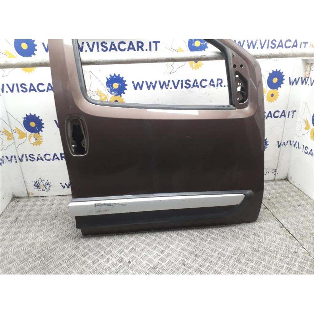 Porta Anteriore Destro Usato Dal 2016 Fiat Qubo (2016)