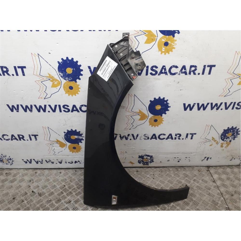 Parafango Anteriore Destro Usato Dal 2008 Al 2013 Opel Insignia «A» Sw (2009)