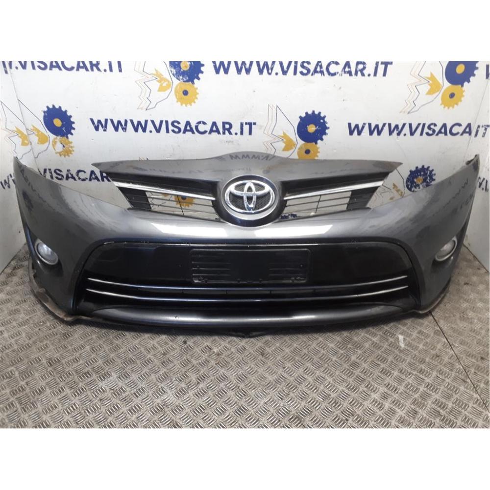 Paraurti Anteriore Usato Dal 2013 Toyota Verso (2013)