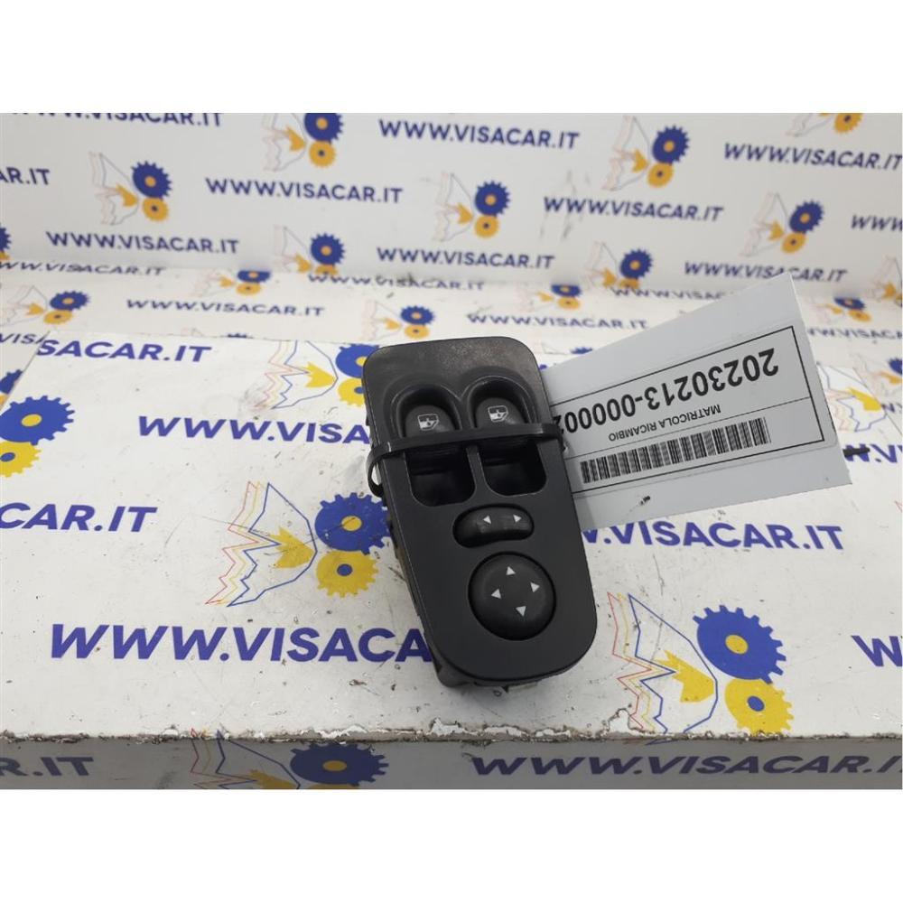 Cintura Di Sicurezza Sedile Anteriore Destro Usato Dal 2008 Al 2013 Dacia Sandero «I» (2008)