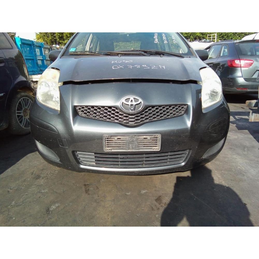 Musata Anteriore Usato Dal 2005 Al 2009 Toyota Yaris (Japan) «Ii» (2006)