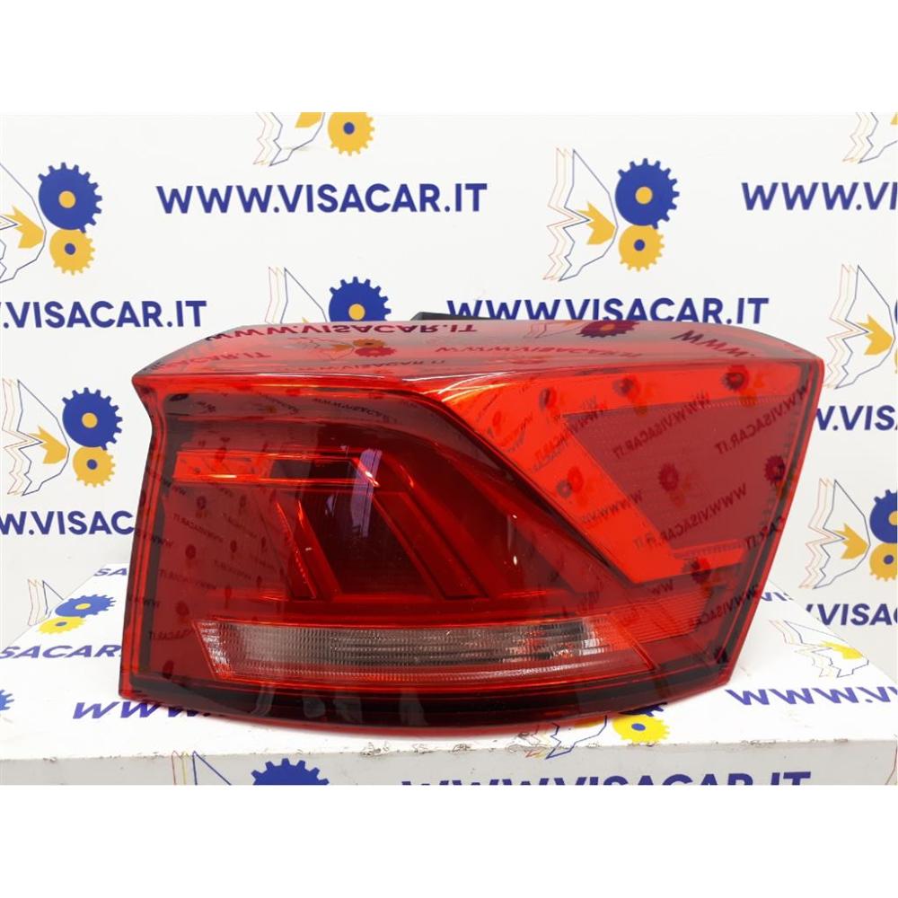 Fanale Posteriore Destro Usato Dal 2022 Volkswagen T-Roc (2022)