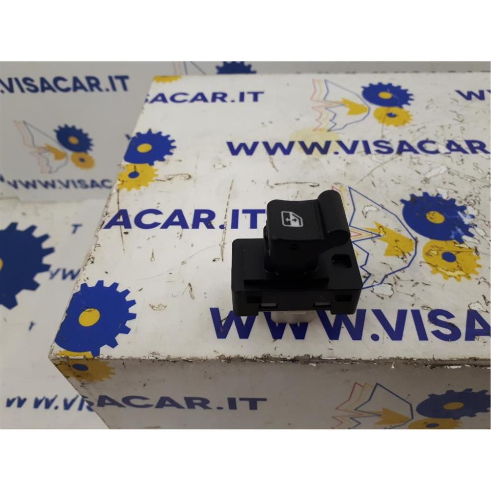Pulsantiera Posteriore Dx Usato Dal 2015 Al 2018 Fiat 500X (2015)