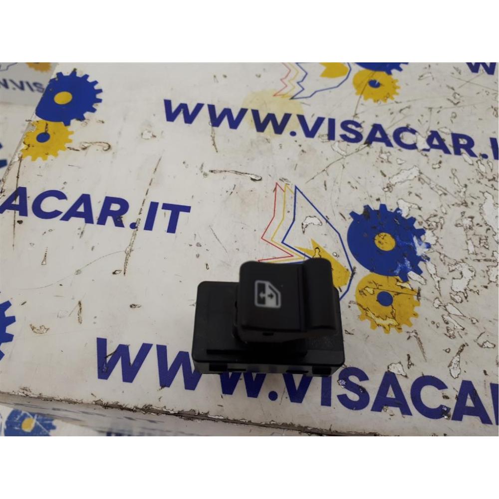 Pulsantiera Posteriore Sx Usato Dal 2015 Al 2018 Fiat 500X (2015)