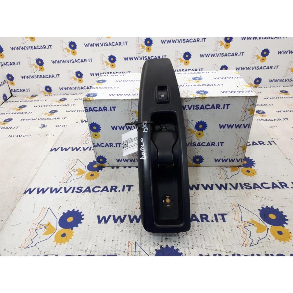Pulsantiera Anteriore Dx Usato Dal 2009 Al 2014 Fiat Doblò «Iii» Cargo (2010)