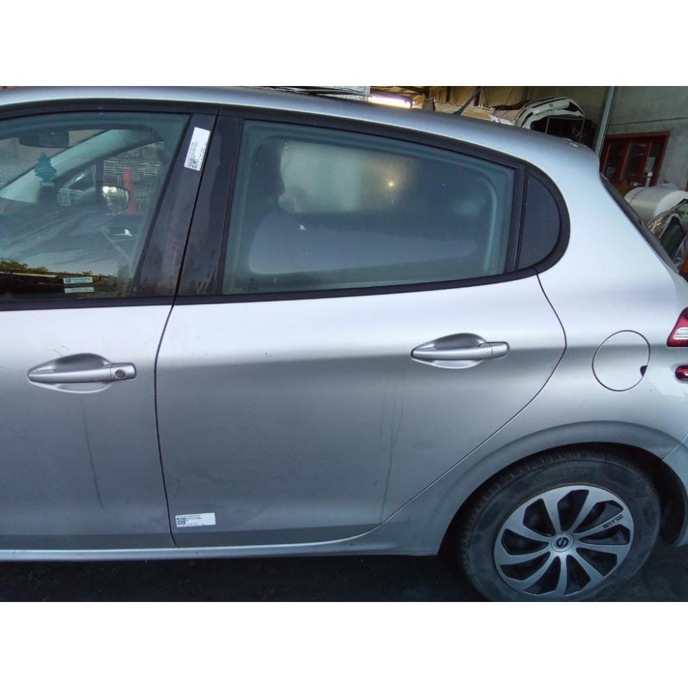 Porta Posteriore Sinistro Usato Dal 2012 Al 2015 Peugeot 208 «I» (2012)