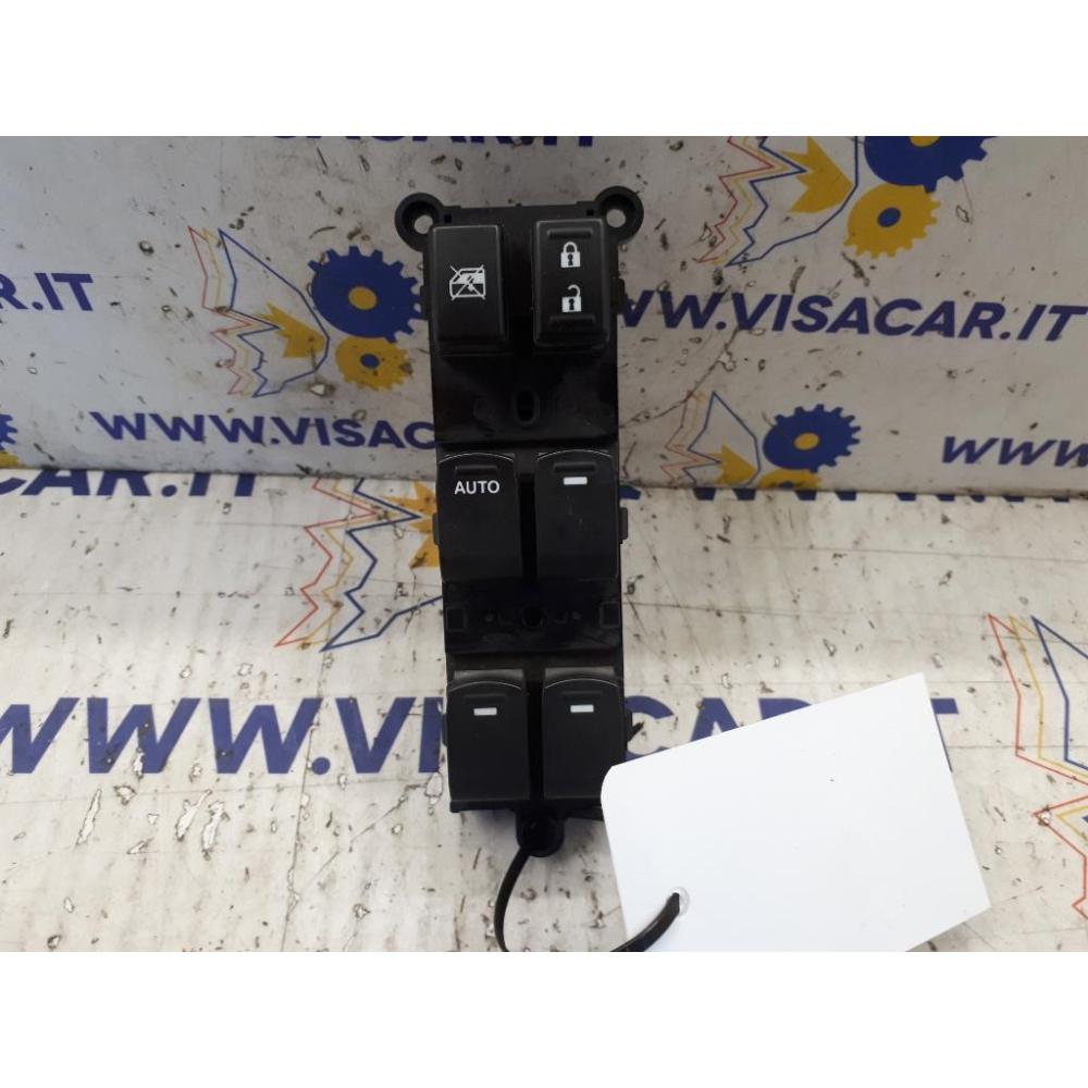 Pulsantiera Anteriore Sx Usato Dal 2015 Al 2018 Suzuki Vitara «Ii» (2015)
