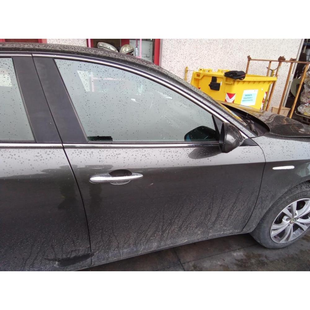 Porta Anteriore Destro Usato Dal 2010 Al 2013 Alfa Romeo Giulietta (2010)