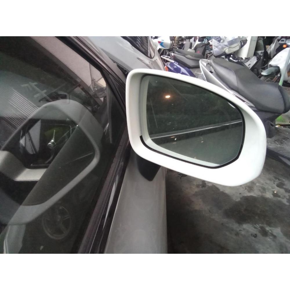 Retrovisore Esterno Anteriore Destro Usato Dal 2021 Volvo Xc60 «Ii» (2021)