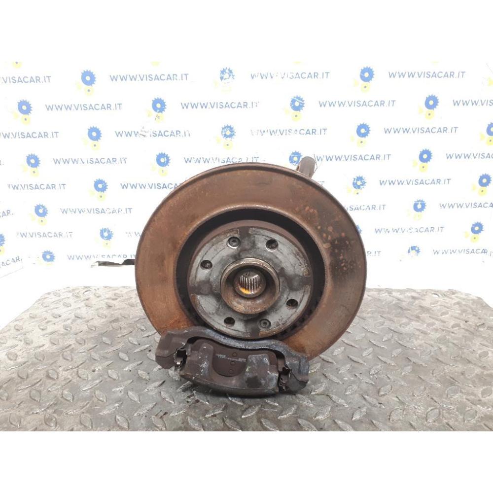 Mozzo Ruota Anteriore Destro Usato Dal 2017 Al 2020 Opel Crossland X (2017)