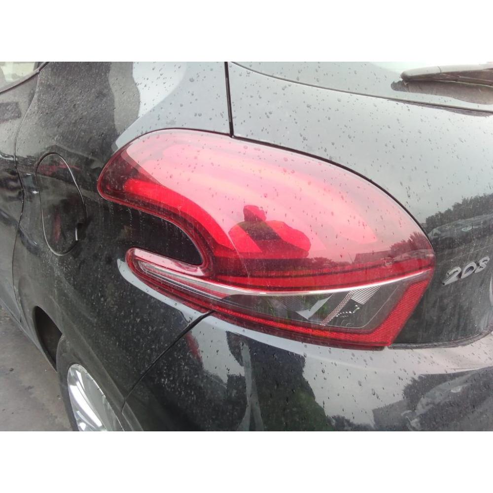 Fanale Posteriore Sinistro Usato Dal 2015 Al 2019 Peugeot 208 «I» (2015)