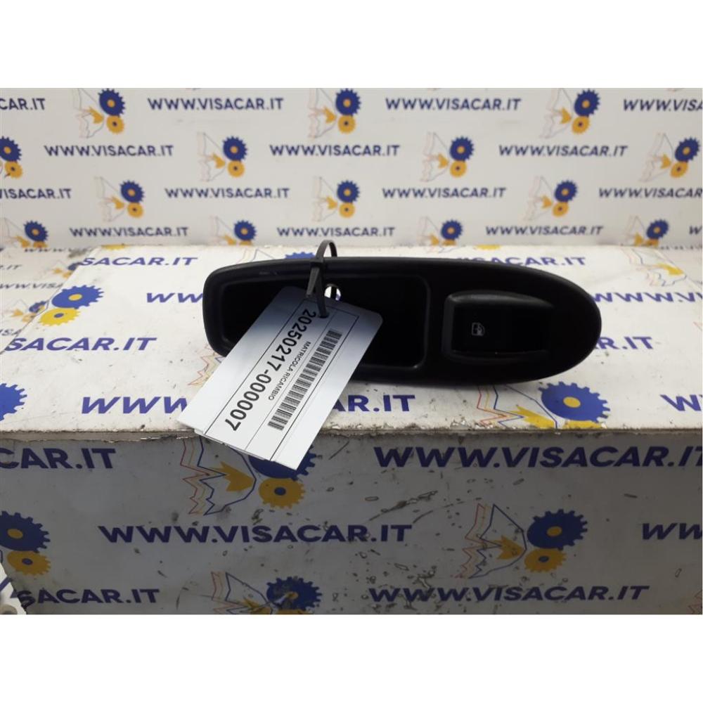 Pulsantiera Posteriore Sx Usato Dal 2012 Al 2018 Fiat 500L (2013)