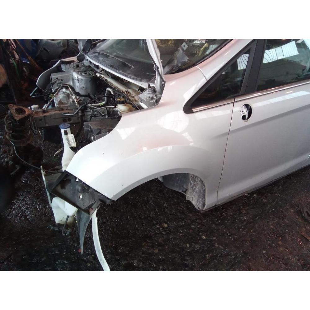 Parafango Anteriore Sinistro Usato Dal 2012 Al 2017 Ford B-Max (2012)