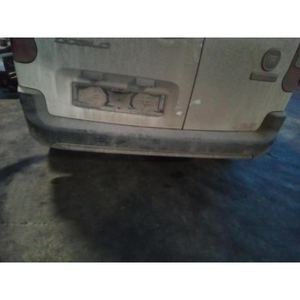 Paraurti Posteriore Usato Dal 2022 Fiat Doblò «Iv» Cargo (2022)