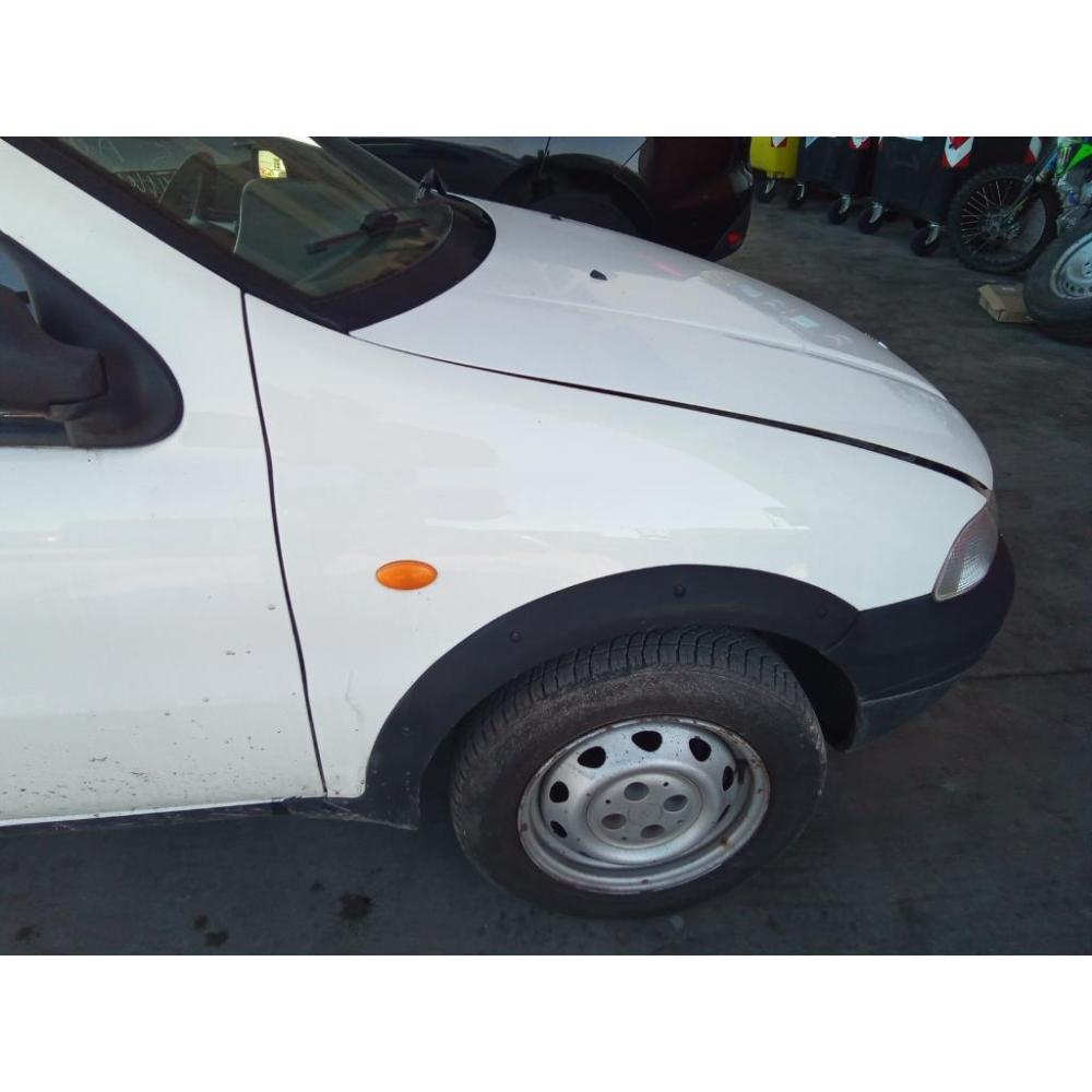 Parafango Anteriore Destro Usato Dal 2000 Al 2001 Fiat Strada «Ii» (2000)