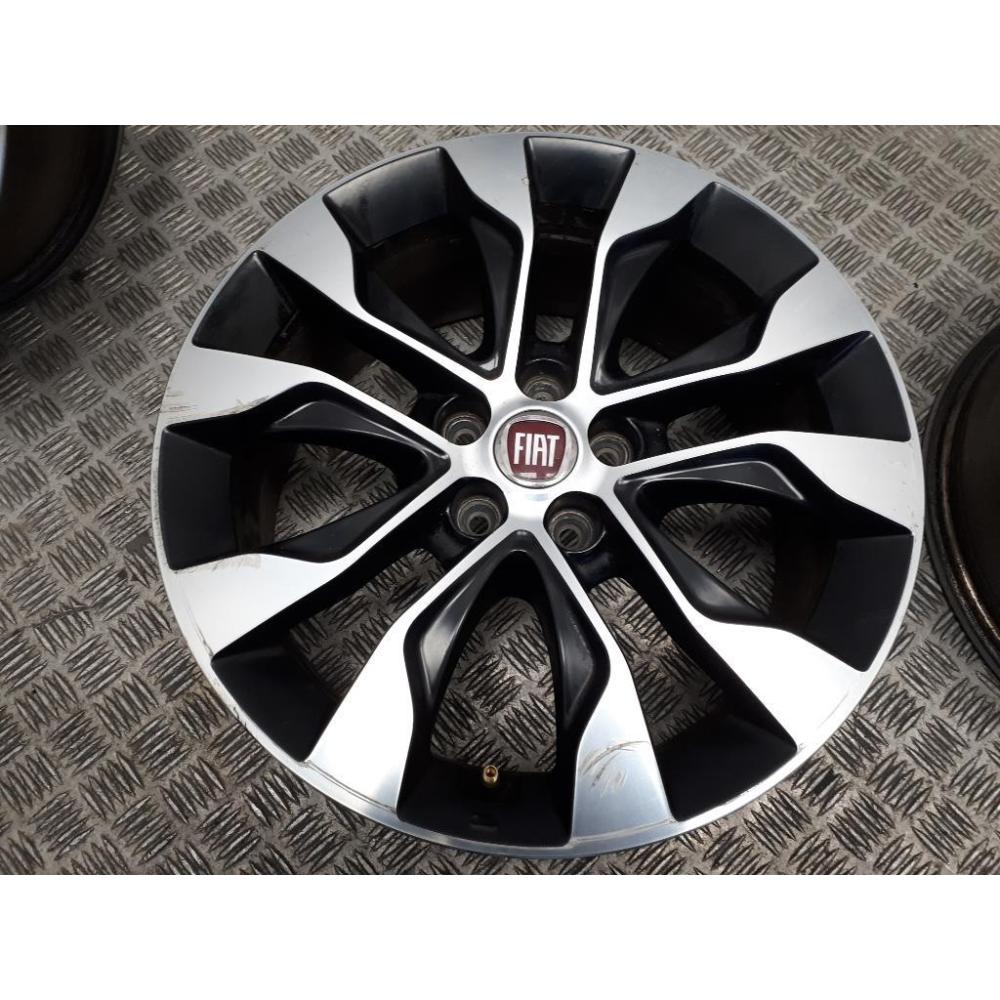 Cerchi In Lega R16 Usato Dal 2020 Fiat Tipo «Ii» (2020)