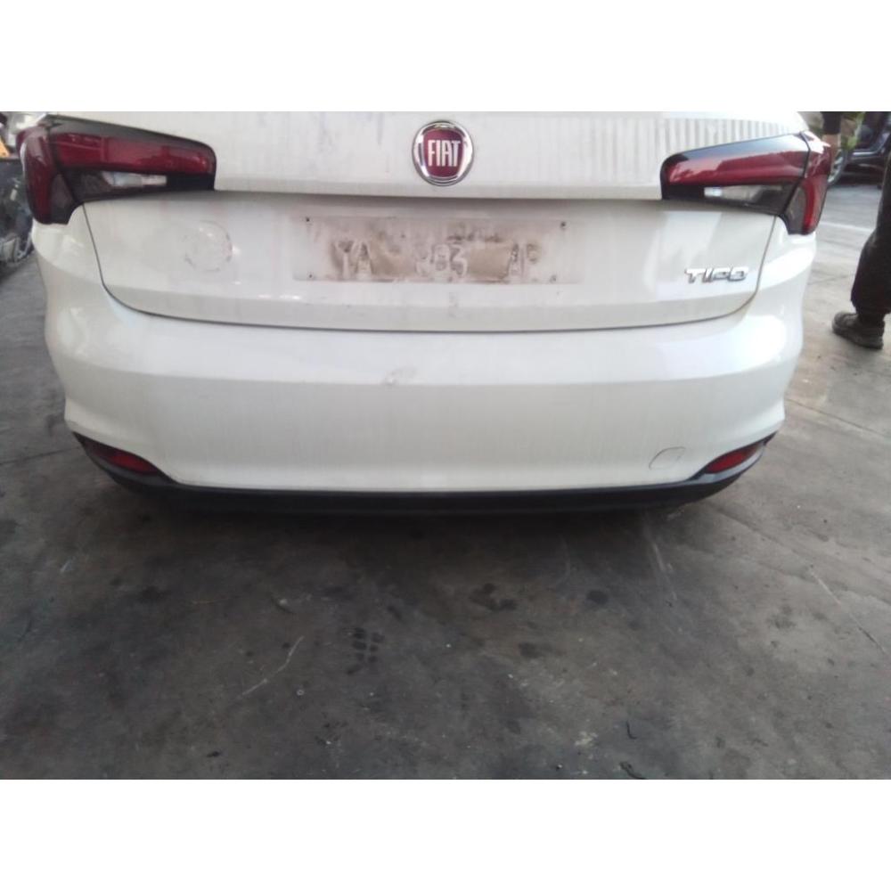 Paraurti Posteriore Usato Dal 2020 Fiat Tipo «Ii» (2020)