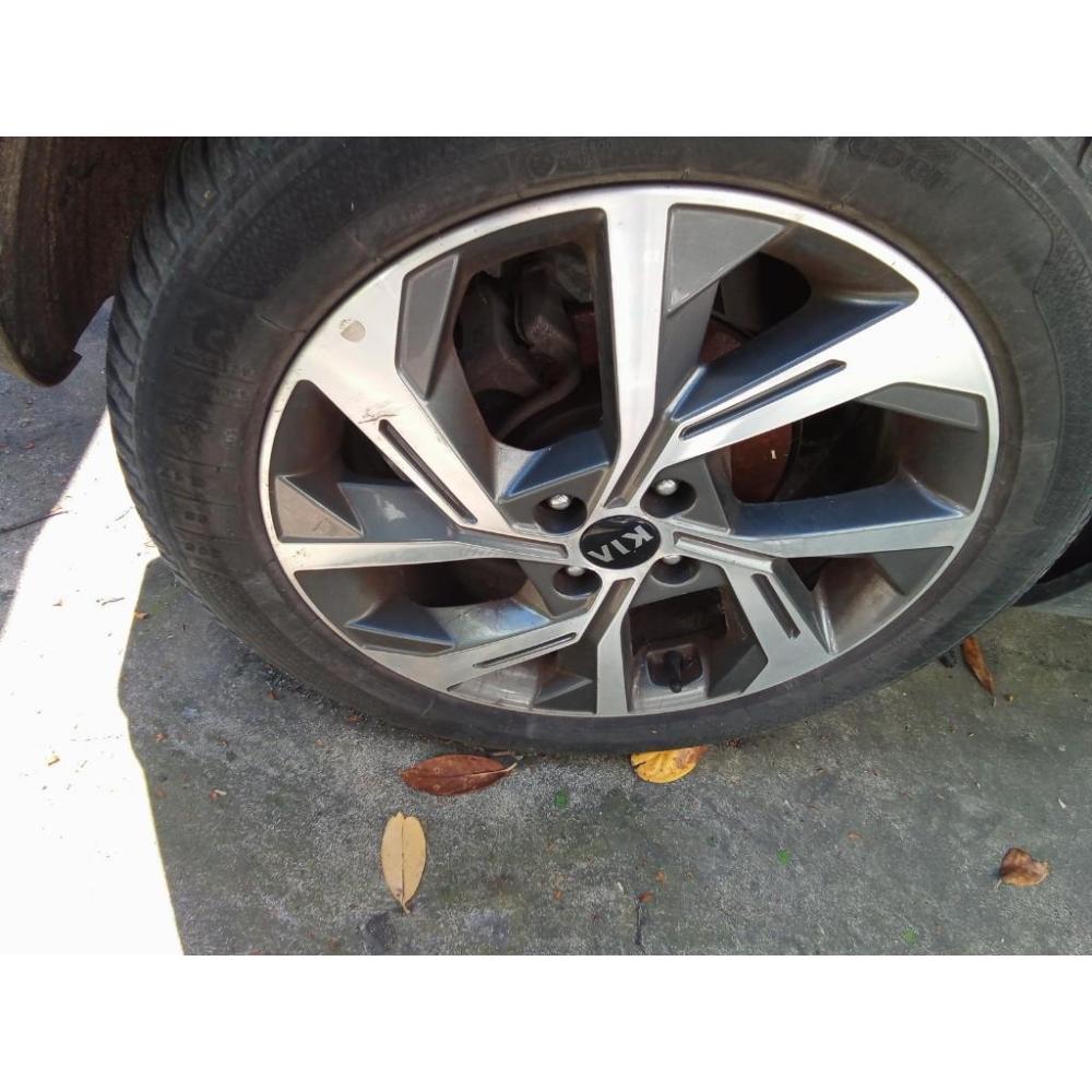 Cerchio In Lega R17 Usato Dal 2020 Kia Stonic (2020)