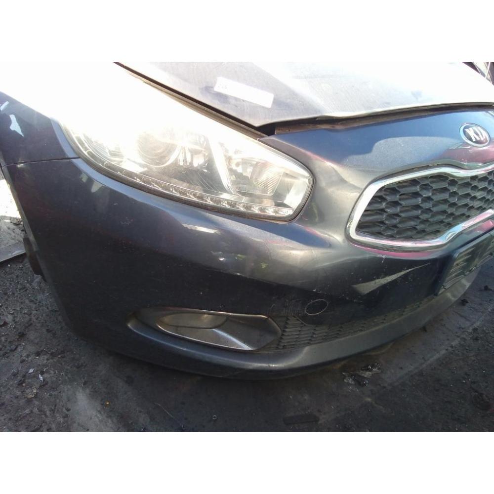 Paraurti Anteriore Usato Dal 2012 Al 2015 Kia Ceed «Ii» Sw (2012)
